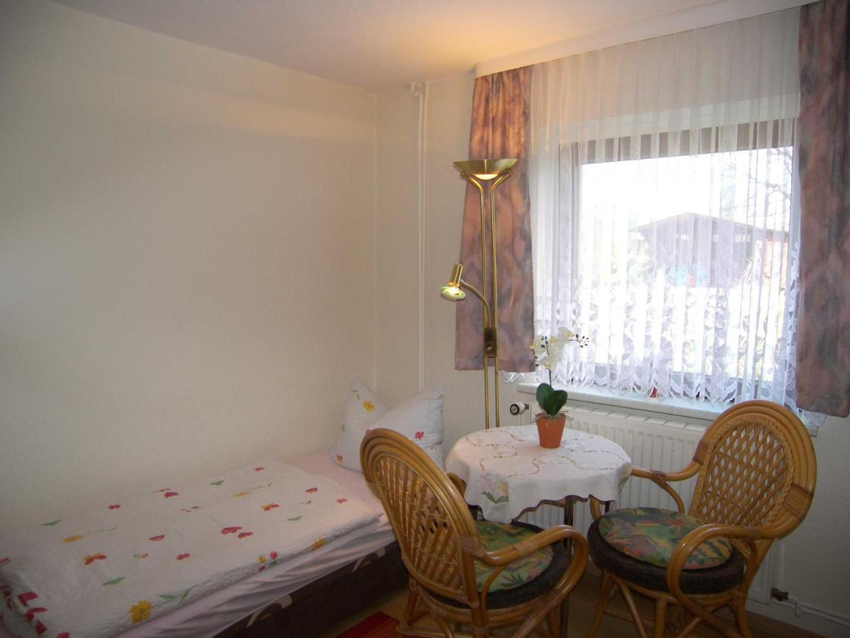 Ferienhaus Alice 10 Gehminuten Vom Strand Entfernt 제바트헤링스도르프 외부 사진