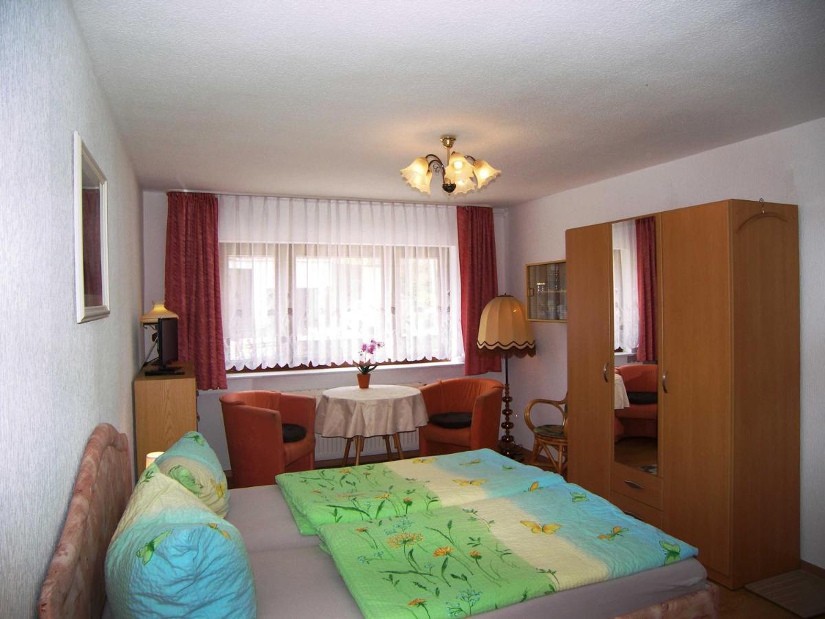 Ferienhaus Alice 10 Gehminuten Vom Strand Entfernt 제바트헤링스도르프 외부 사진
